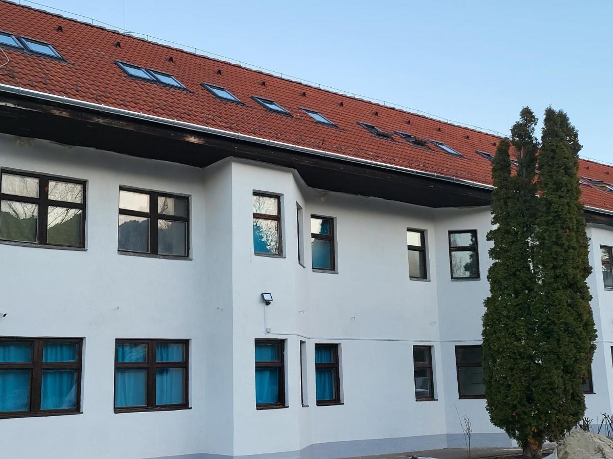 Kuelker Hostel Budapest Exterior photo